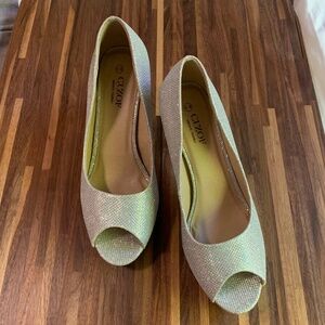 Metallic Shimmer Heels (NWOT)